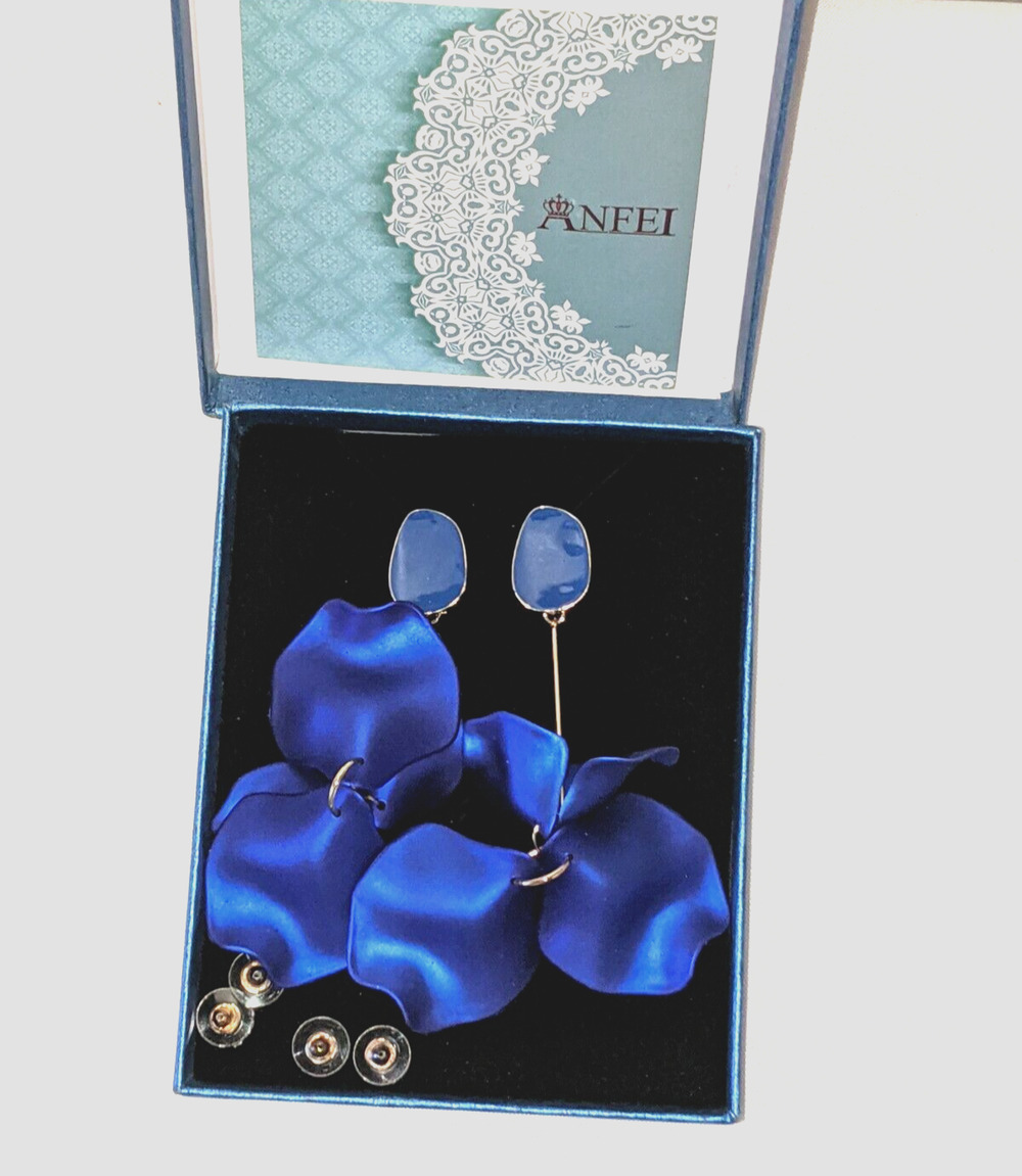 Dangle Petal Blue Acrylic Earrings - NEW With Case